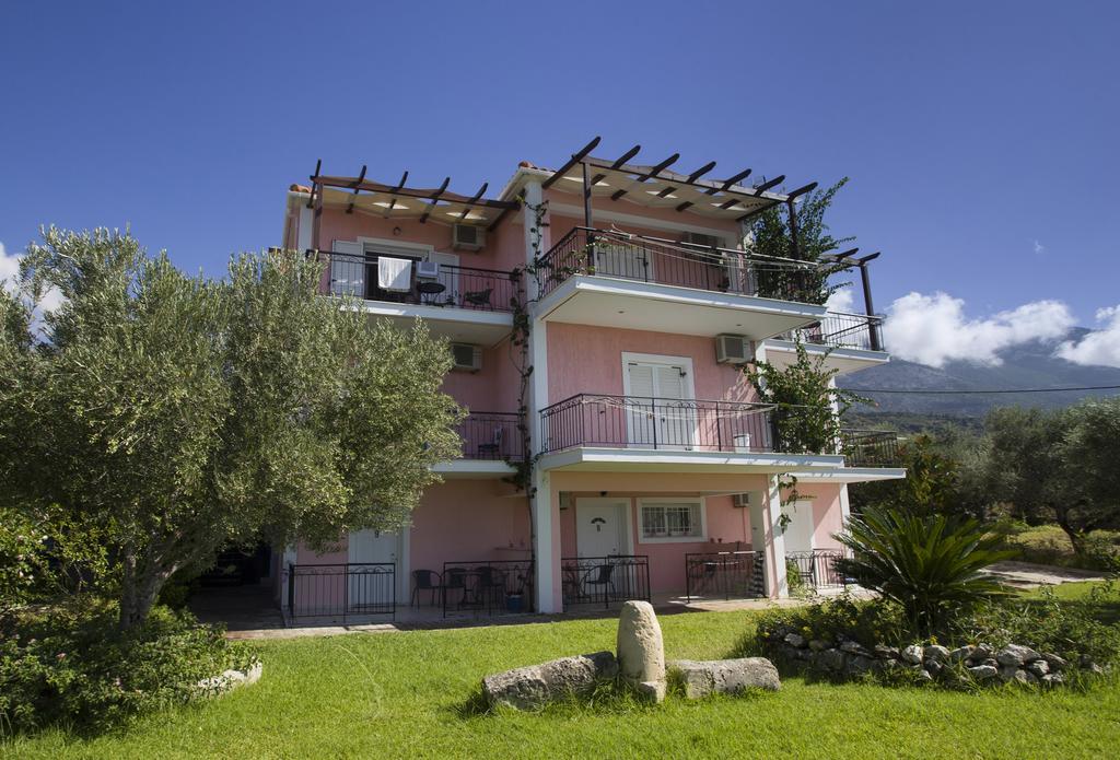 Elpida Studio Τραπεζάκι Εξωτερικό φωτογραφία