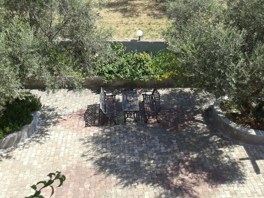 Elpida Studio Τραπεζάκι Εξωτερικό φωτογραφία