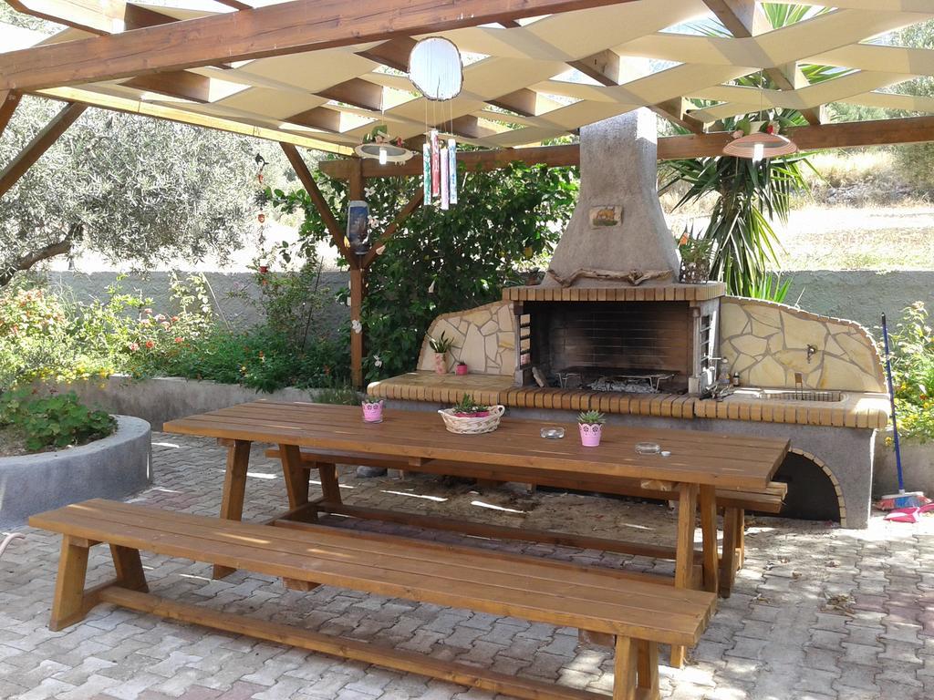 Elpida Studio Τραπεζάκι Εξωτερικό φωτογραφία